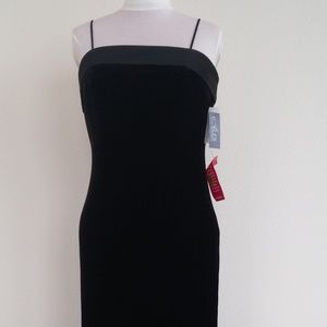 Black velvet long column gown with straps and sate